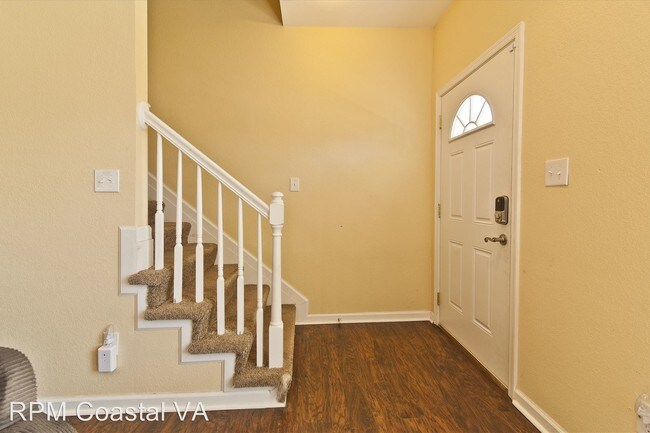 Building Photo - 1510 Colon Ave