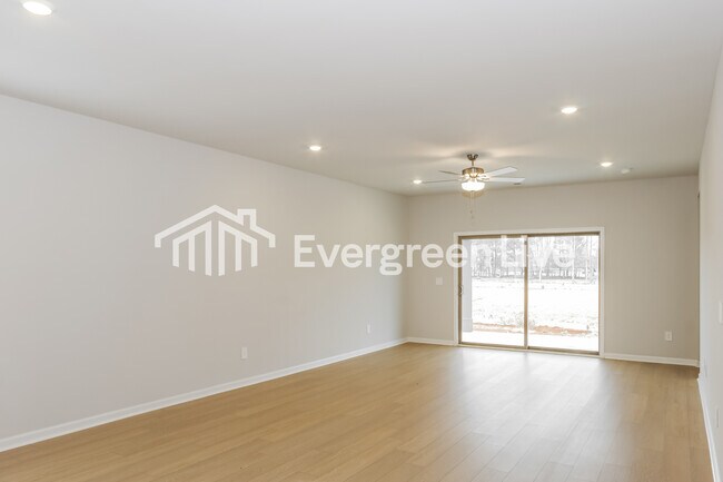 Foto del edificio - 160 Fenwick Pl