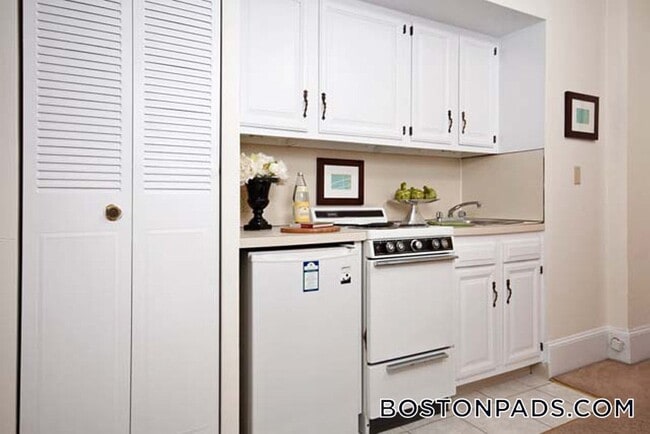 Foto del edificio - 1223 Beacon St