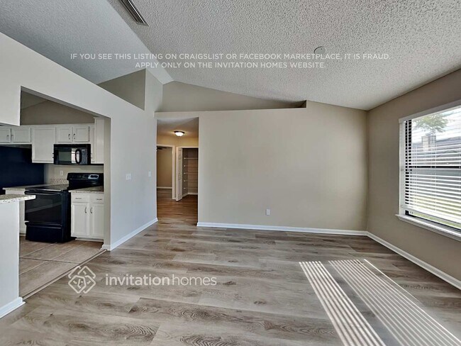 Foto del edificio - 7826 Morgan Hill Ct