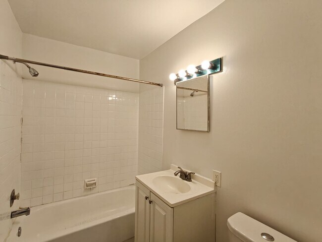 Foto del edificio - 4891 Stenton Ave