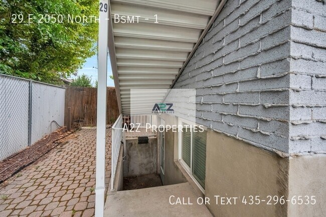 Building Photo - 29 2050 N