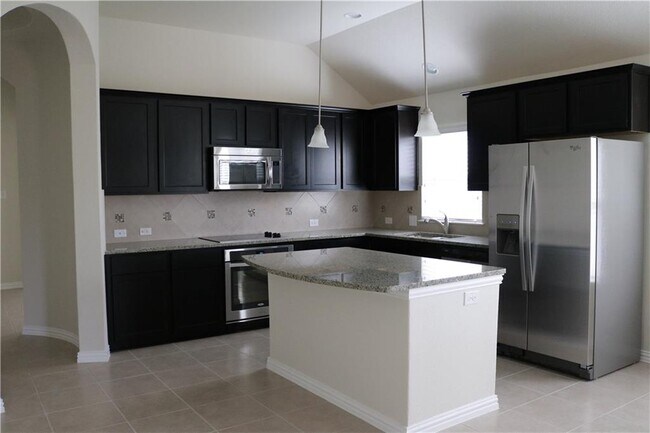 Foto del edificio - 913 Wolcott Dr