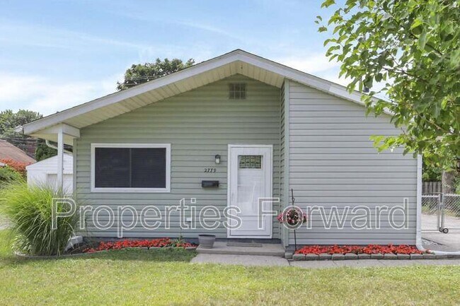Foto del edificio - 2779 Woodgrove Dr