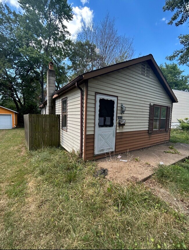 Foto del edificio - 10113 Count Dr