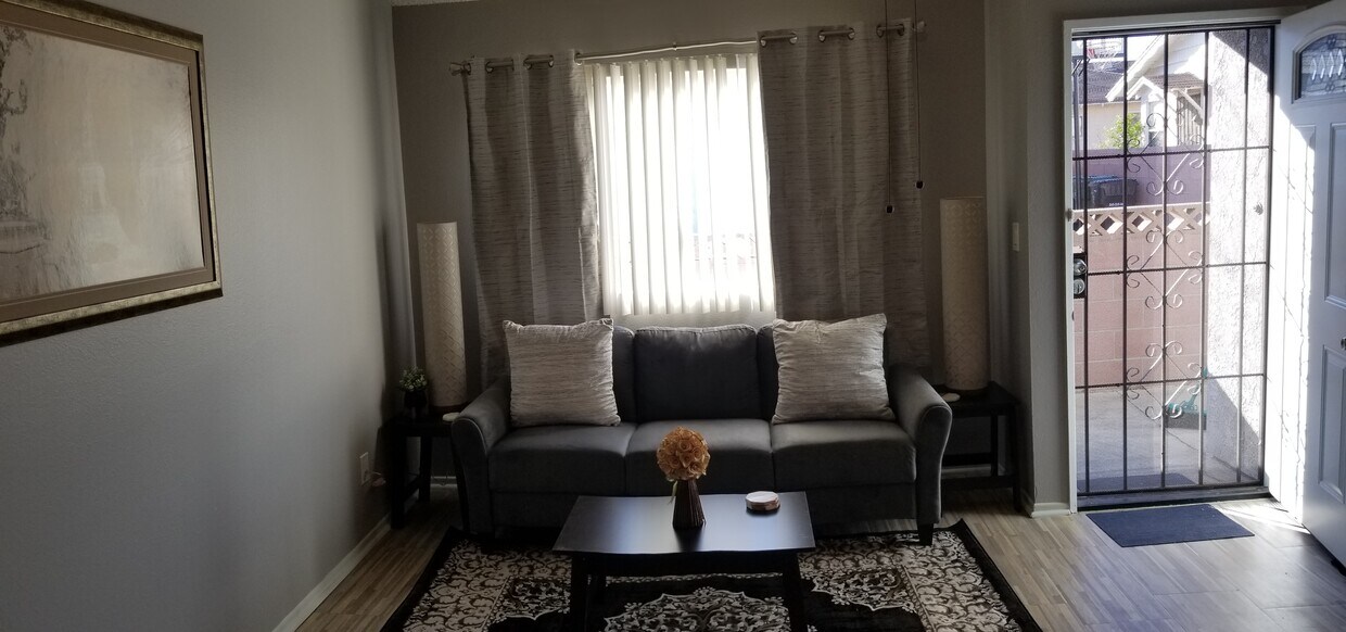 living room - 4089 W 141st St