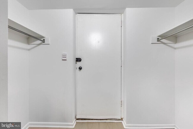 Foto del edificio - 4242 Pine St