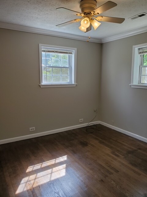 Foto del edificio - 102 Dogwood Ln