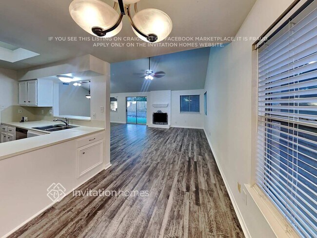 Foto del edificio - 9207 Prairie Trails Dr