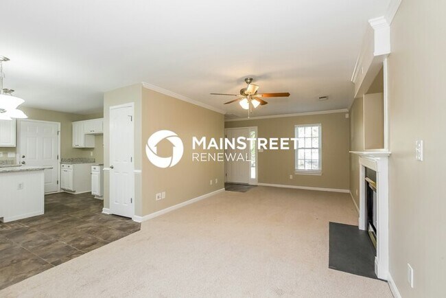 Foto del edificio - 3 Bedroom Pet-Friendly Home in Huntersville, NC with Main Street Renewal