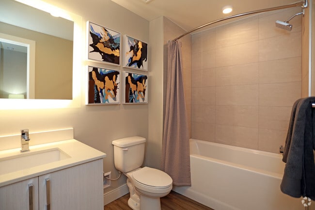 1HAB, 1BA - A4 - Radiant