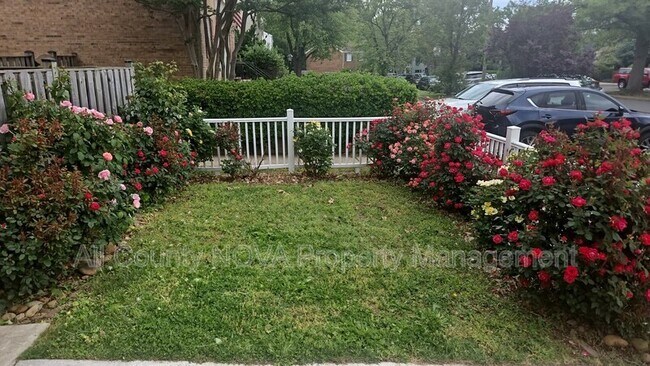 Foto del edificio - 3353 Ardley Ct