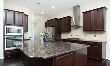 Building Photo - 27019 Drybank Creek Ln