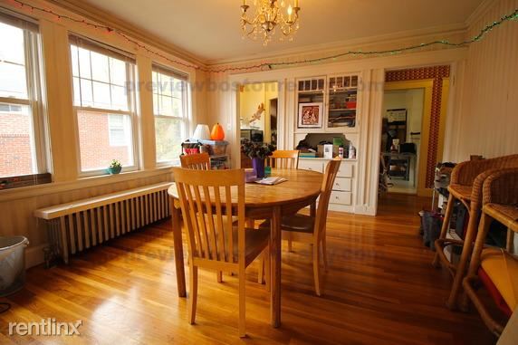 Building Photo - 88 Colborne Rd