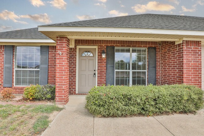 Building Photo - 12444/12446 CR 499
