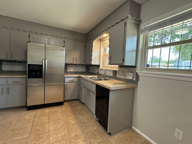 Foto del edificio - 711 SW Ranch Oak Blvd