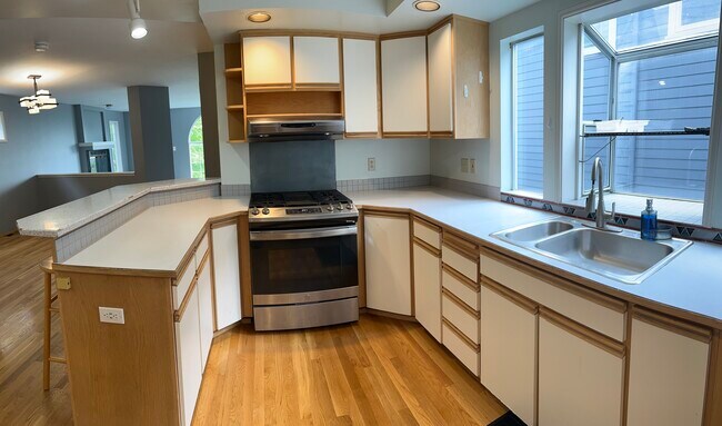 Foto del edificio - 530 NE 78th St