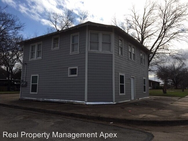 Building Photo - 2800 Trice Ave