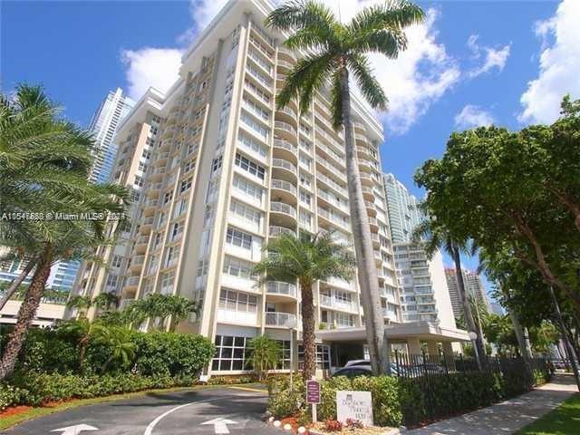 Foto principal - 1420 Brickell Bay Dr