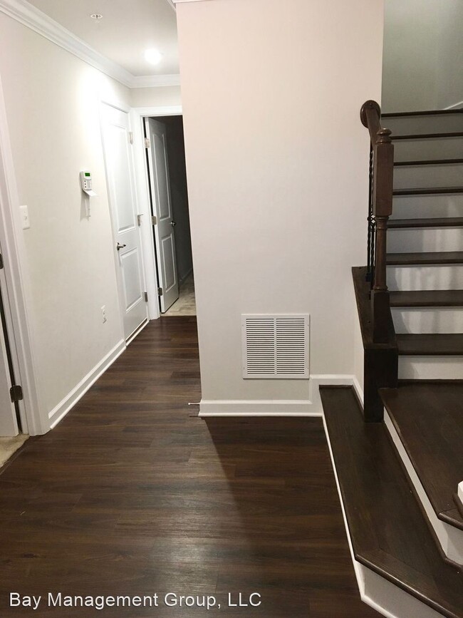 Foto del edificio - 3 br, 2.5 bath House - 10008 Sandy Run Rd