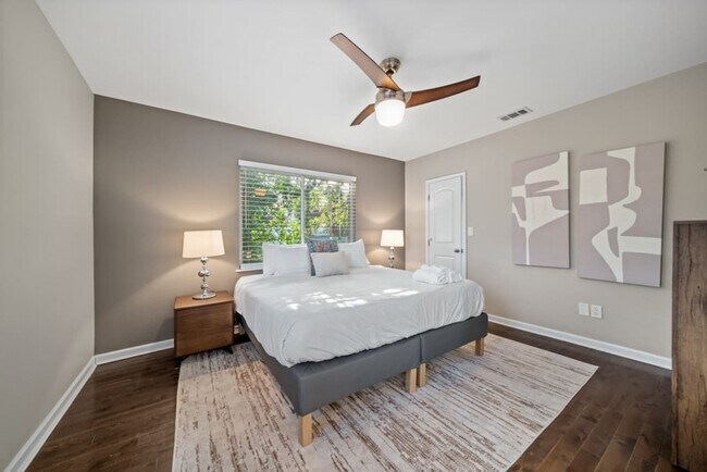 Foto del edificio - 2201 Reading Rd