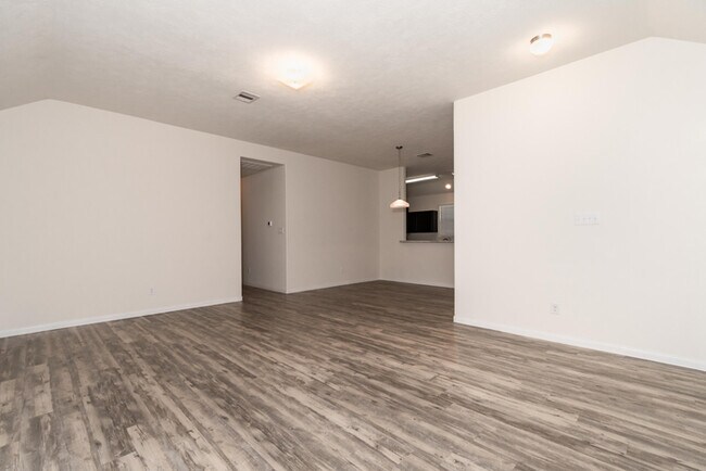 Foto del edificio - 669 Fallow Ln