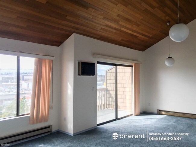 Building Photo - 2 br, 2 bath Condo - 711 122nd Ave NE #A5