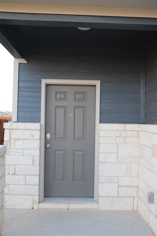 Building Photo - 416 Black Alder St