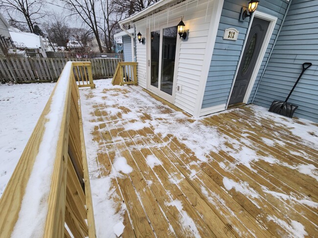 Deck - 212 McKinley Ave