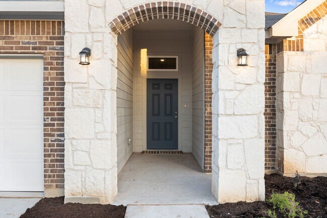 Foto del edificio - 1533 Soap Rock Ln