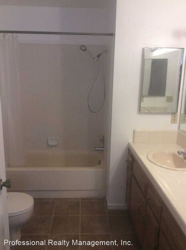 Foto del edificio - 3 br, 2.5 bath House - 7900 COULTER PINE CT.