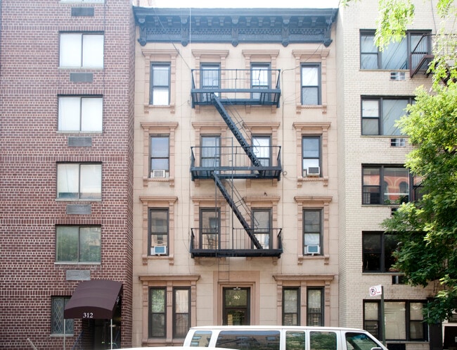 Building Photo - 310 E 85th St