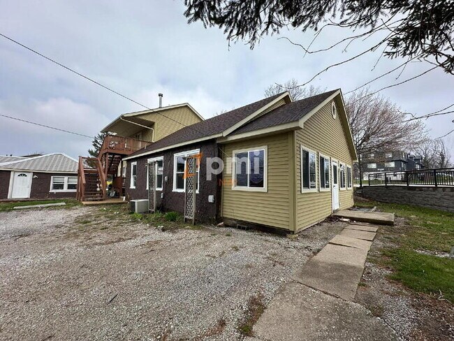 Foto del edificio - 12910 S Cline Ave