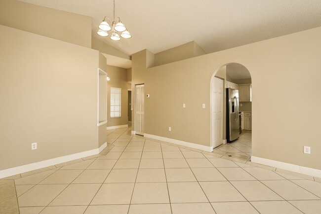Building Photo - 2922 SW 174th Ave