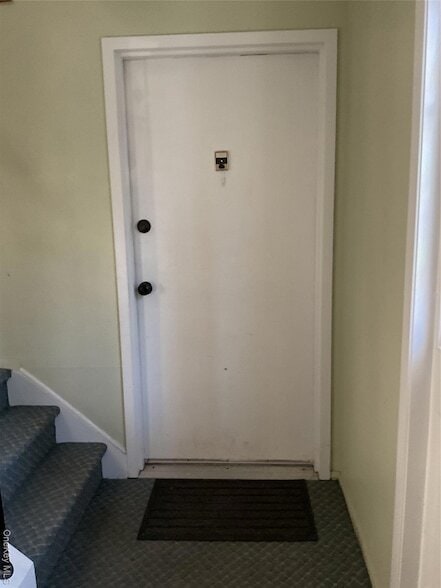 Foto del edificio - 430 Somerset Dr