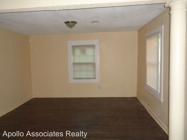 Foto del edificio - 1138 5th St NW