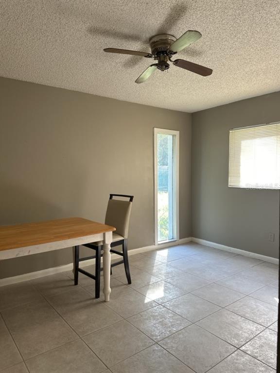 Foto del edificio - 611 Blue Gill Ct