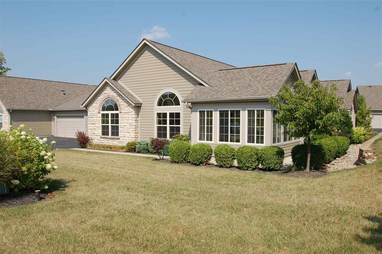 Primary Photo - 9154 Royal Oak Ln