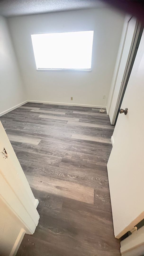 Building Photo - Charming 2 bedroom home