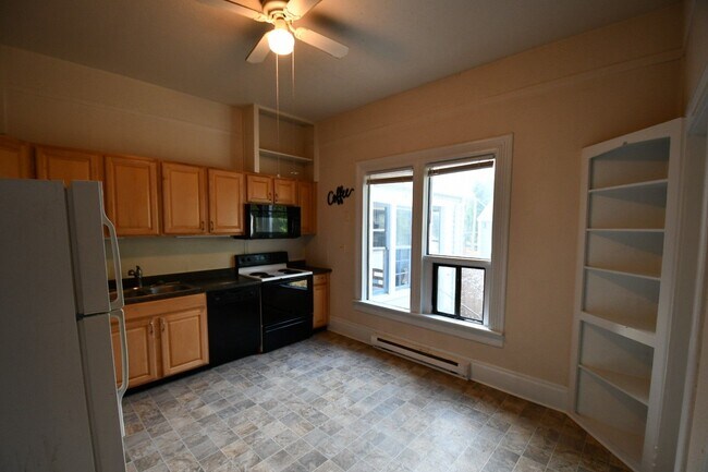 Foto del edificio - Charming 1-Bedroom 1-Bathroom Retreat