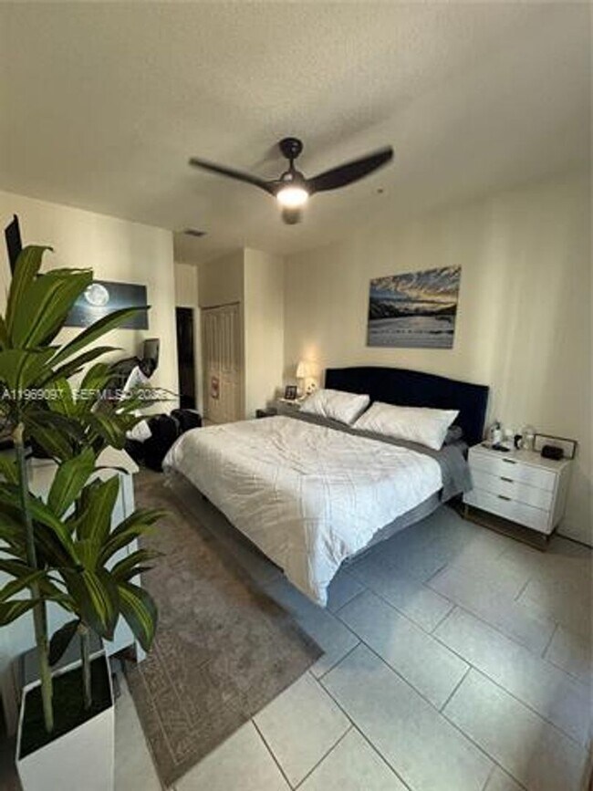 Foto del edificio - 8167 NW 41st St