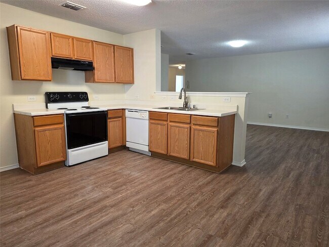 Building Photo - 1803 Northridge Dr