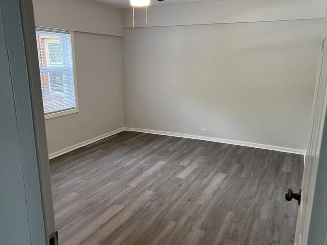 Foto del edificio - 1 bedroom in Chicago IL 60626