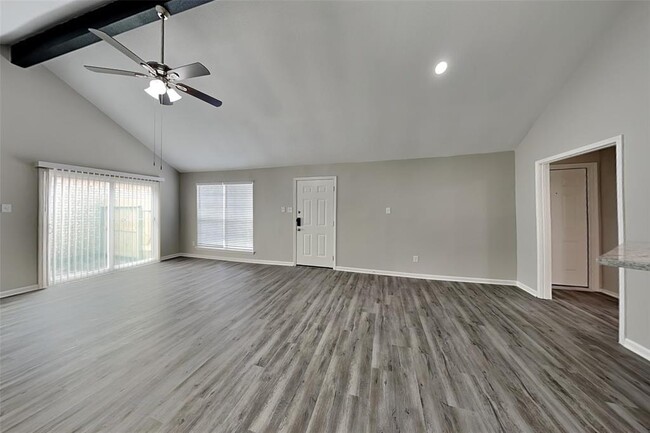 Foto del edificio - 3438 Havershire Dr