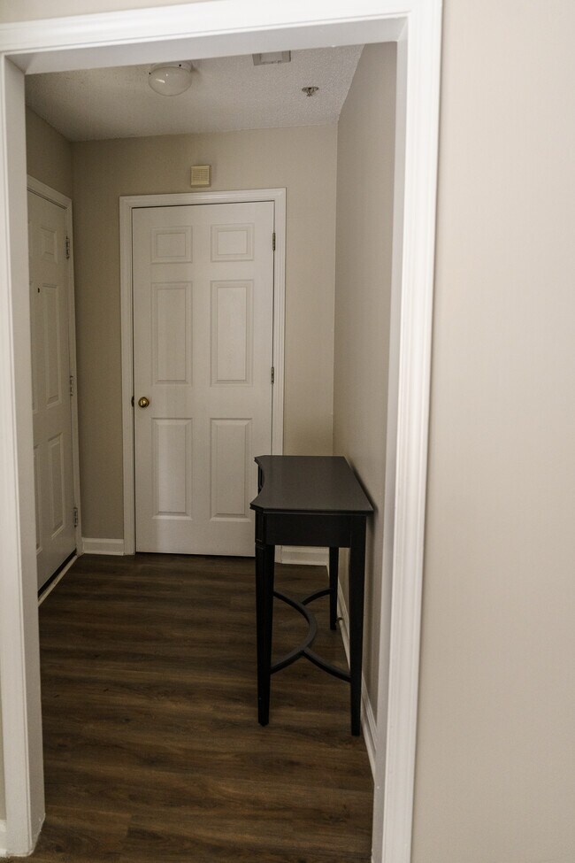 Foto del edificio - 912 Vinings Forest Ln