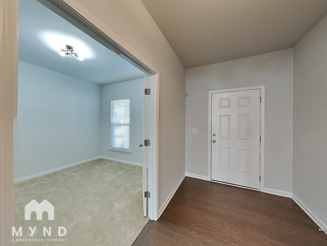 Building Photo - 5820 Wheeler Ridge Rd