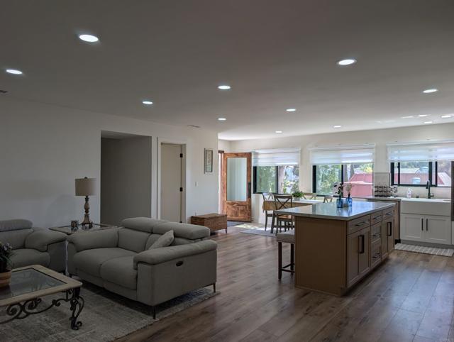 Building Photo - 2410 La Costa Ave