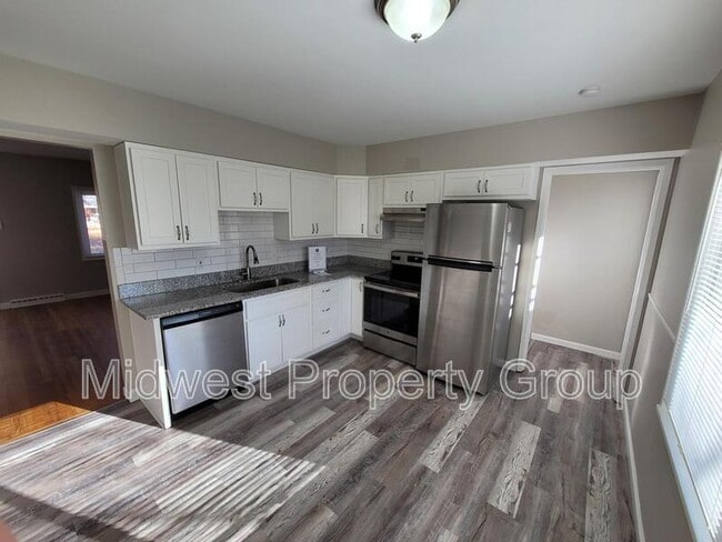 Foto del edificio - 6717 Lightwood Drive
