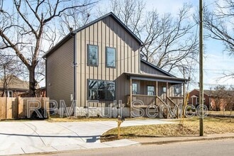 Building Photo - 2134 25th Ave N