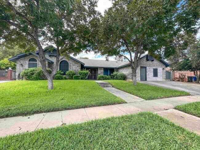 Building Photo - 8648 Northridge Loop